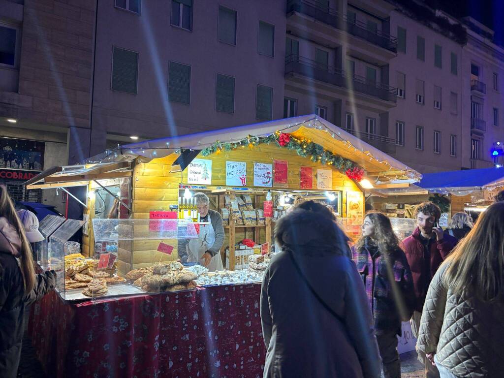 Degustazione di risotto al tartufo show cooking e laboratori per bambini al Mercatino di Natale